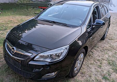 Opel Astra 1.4 Turbo Sports Tourer 150 Jahre