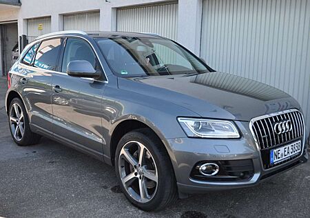 Audi Q5 3.0 TDI quattro S tronic**AHK-Kamera-ACC**