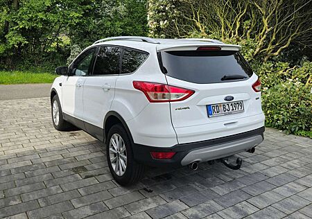 Ford Kuga 1.5 EcoBoost 2x4 Titanium