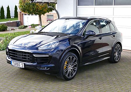 Porsche Cayenne Turbo S facelift * Carbon-Ceramic+21"Alu