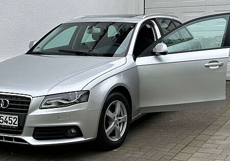 Audi A4 Avant 2.0 TFSI Attraction