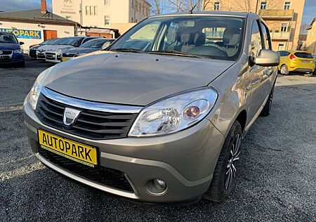 Dacia Sandero * Klima,elektr. FH,LMF,Radio/CD, Nr.64