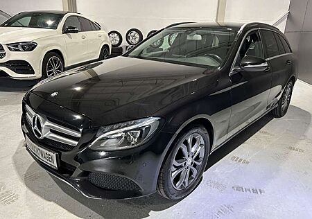 Mercedes-Benz C 200 T BlueTec*LED*AHK*Leder*
