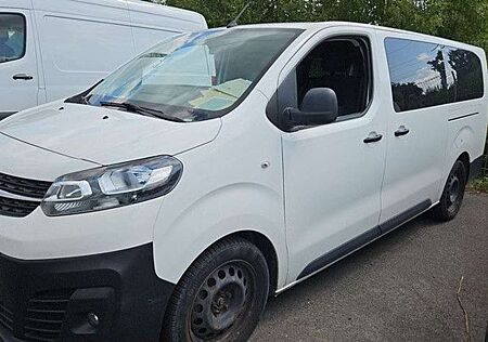 Opel Vivaro Kombi L**9-Sitzer+AHK**