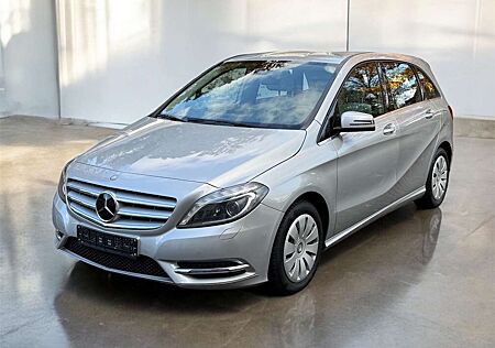 Mercedes-Benz B 200 Automatik BI-Xenon Navi LED AHK PDC EU6