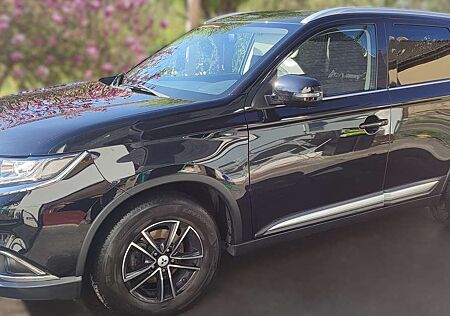 Mitsubishi Outlander 2.0 2WD Edition 100