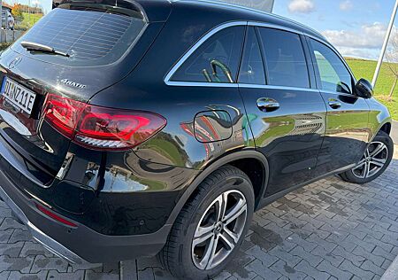 Mercedes-Benz GLC 300 de 4Matic 9G-TRONICAMG Line