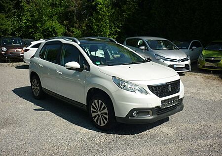 Peugeot 2008 Active* AHK* Panorama* Sitzheizung*