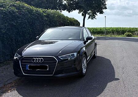 Audi A3 30 TFSI basis
