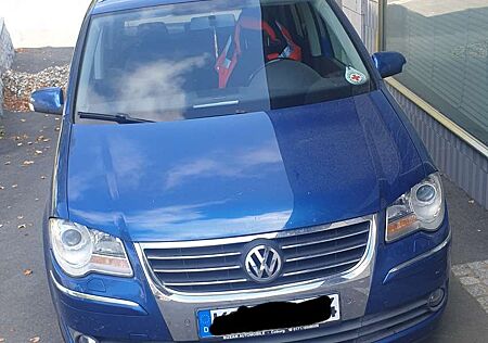VW Touran Volkswagen 1.4 TSI Highline