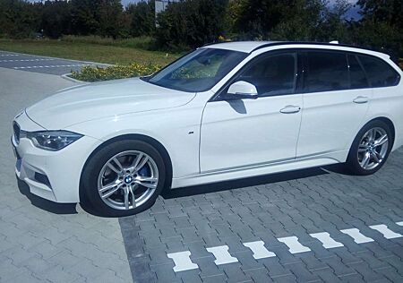 BMW 320i 320 Touring Aut. M Sport