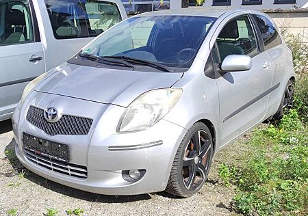 Toyota Yaris Travel EURO-4 SERVO ALU SPORT