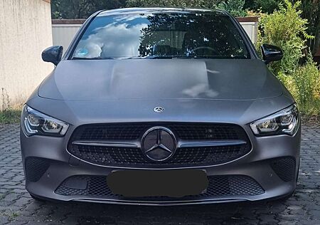 Mercedes-Benz CLA 200 Shooting Brake