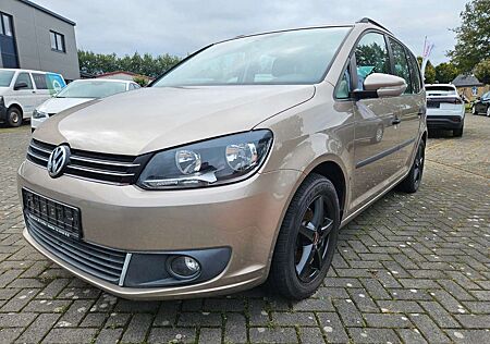 VW Touran Volkswagen Trendline PDC AHK TEMPOMAT KLIMA