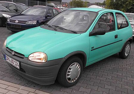 Opel Corsa Atlanta 2. HAND. SERVO .TÜV+SERVIS NEU 06-2027