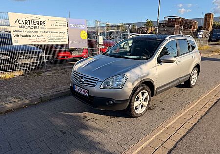 Nissan Qashqai +2 Acenta 2,0L *2.Hand*Panorama*AHK*ALU*