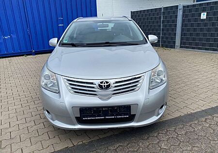 Toyota Avensis Basis