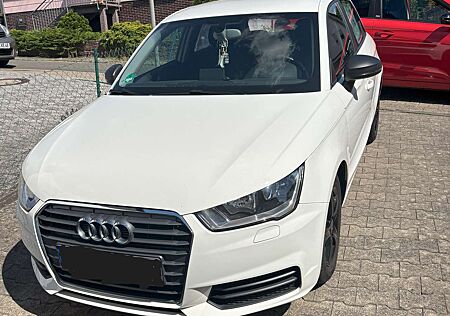 Audi A1 Sportback 1.0 TFSI ultra Sportback sport