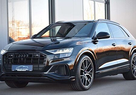 Audi Q8 55TFSI QUATTRO S-LINE APPLE AMBIENTE GARANTIE