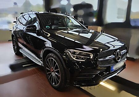 Mercedes-Benz GLC 300 4M AMG°LM20°TRITT°DISTR°WIDE°360°MBUX°