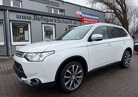 Mitsubishi Outlander Diamant 4WD AHK°1-HAND°RFK°NAVI°TLEDER