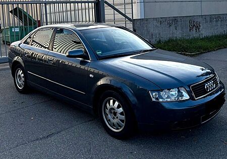 Audi A4 2.0/TÜV 10.2026/AHK/KLIMA/SHZ/KLIMA