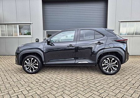 Toyota Yaris Cross 1.5VVT-iE 130PS Automatik Teamplayer Klimaautom...