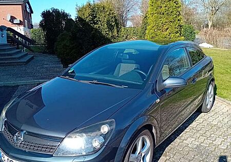 Opel Astra 1.8 16V Coupe