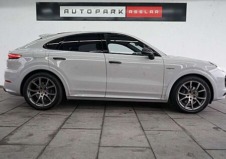 Porsche Cayenne Coupe E-Hybrid Platinum/Kreide/SportDesi