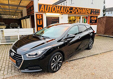 Hyundai i40 cw Scheckheft gepflegt +Navi+Kamera
