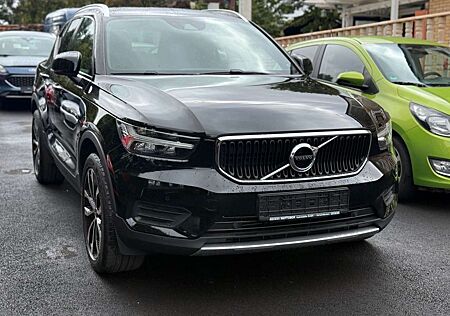 Volvo XC 40 XC40 XC40 Momentum 2WD