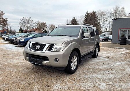 Nissan Pathfinder 2.5 dCi SE*SZH*Klima*Temp*LMF*AHK*PDC