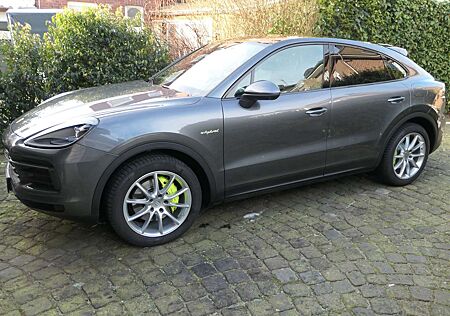 Porsche Cayenne +E-Hybrid+Coupe+Tiptronic+S