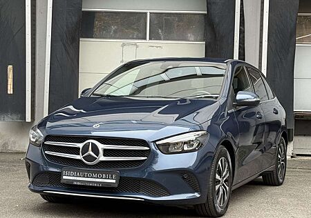 Mercedes-Benz B 200 D Style LED Navi Standheizung Kamera AHK