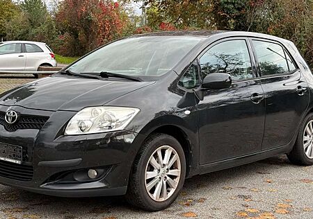 Toyota Auris gebraucht kaufen Toyota Auris Executive