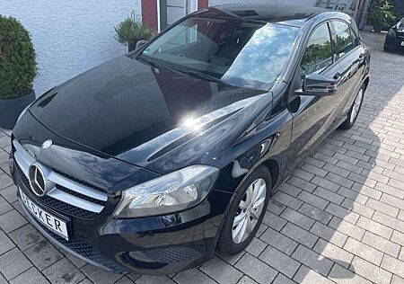 Mercedes-Benz A 180 Klima Standh.Leder Kamera Alus Scheckheft