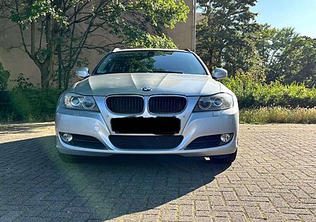 BMW 318i 318 Touring Aut. Edition Lifestyle