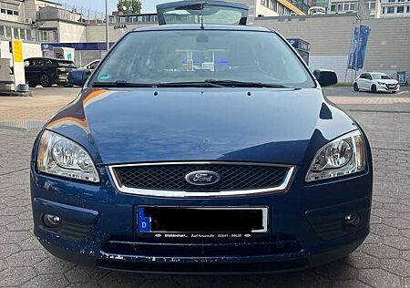 Ford Focus Ghia