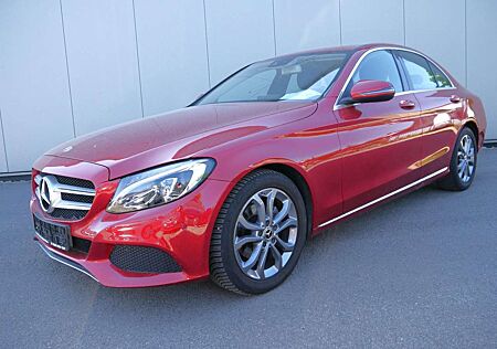 Mercedes-Benz C 180 CGI Lim. Avantgarde NAVI/LED/PDC/DESIGNO