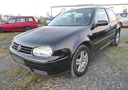 VW Golf Volkswagen 4 KLIMA 1.9 TDI 1-HAND BC ALU TELEFON SERVO ABS ZV