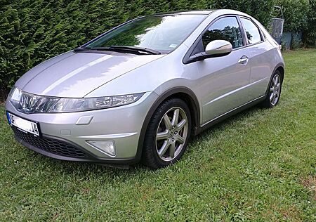 Honda Civic 1.8i-VTEC Executive