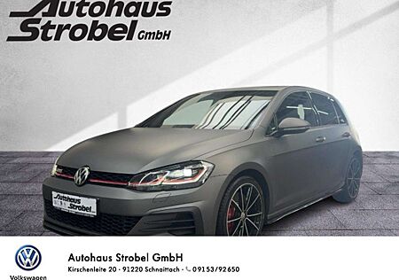 VW Golf GTI Volkswagen Golf VII GTI TCR 2.0 TSI DSG ACC AKRAPOVIC Navi