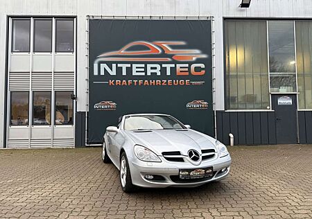 Mercedes-Benz SLK 200 Kompr. Autom.*LEDER*NAVI*SHZ*PDC*TEMP.*