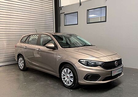 Fiat Tipo Street/Navi/PDC/Allwetterreifen