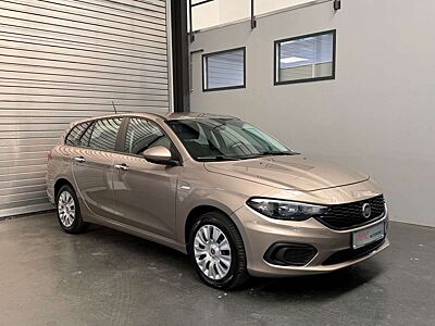 Fiat Tipo Street/Navi/PDC/Allwetterreifen
