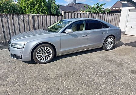 Audi A8 4.0 TFSI quattro