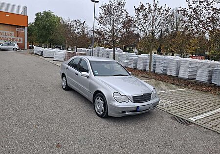 Mercedes-Benz C 180 Classic-TÜV 6-2025