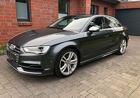 Audi S3 2.0 TFSI quattro scheckheftgepflegt / MwSt.