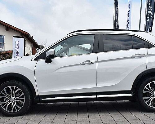 Mitsubishi Eclipse Cross 4WD / Pano / AHK / Leder