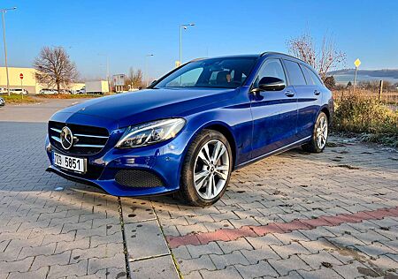 Mercedes-Benz C 400 4Matic T 9G-TRONIC Avantgarde